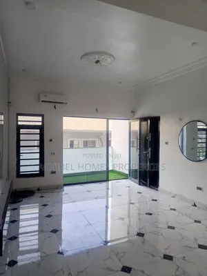 2bdrm Apartment in Lekki Conservation for rent