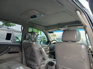 Toyota Sequoia Limited 4dr SUV 4WD (4.7L 8cyl 5A) 2007 Black