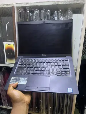 Laptop Dell Latitude 7390 8GB Intel Core i7 SSD 256GB
