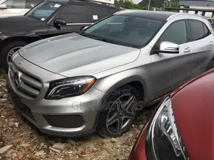 Mercedes-Benz GLA 250 2017 Silver
