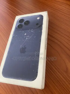 New Apple iPhone 17 Pro Max 256 GB Blue