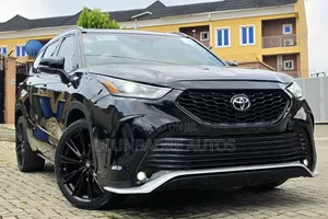 Toyota Highlander XSE FWD 2023 Black