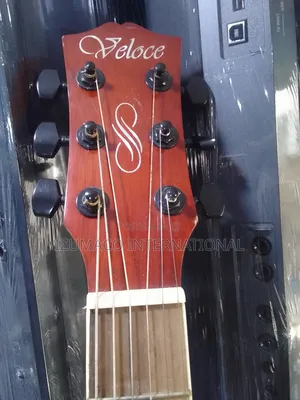Veloce Jumbo Acoustic Guitar – Full Size Powerful Sound