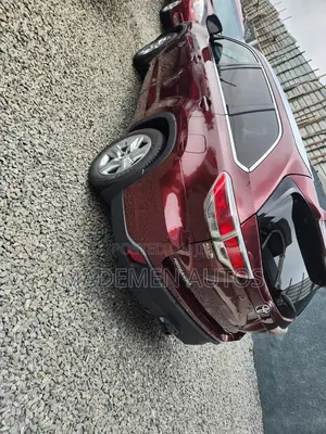 Toyota Highlander Limited 4dr SUV AWD (3.5L 6cyl 6A) 2015 Red