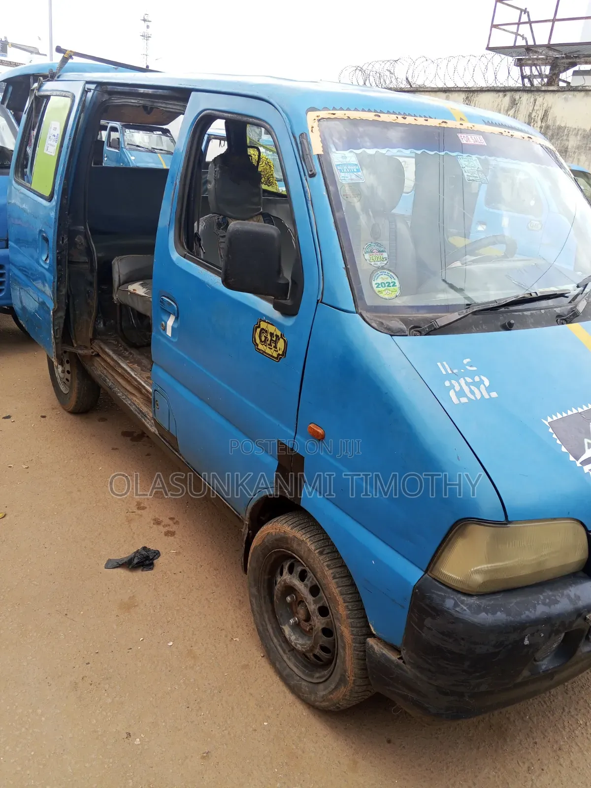 Suzuki Every 2000 Blue