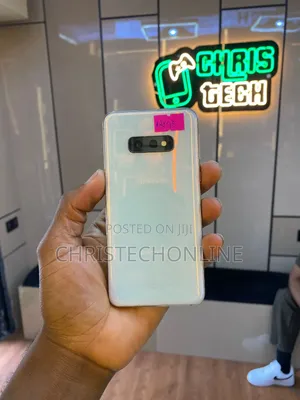 Samsung Galaxy S10e 128 GB White