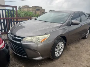 Toyota Camry LE 4dr Sedan (2.5L 4cyl 6A) 2015 Gray