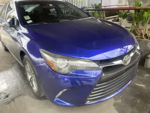 Toyota Camry SE 4dr Sedan (2.5L 4cyl 6A) 2015 Blue