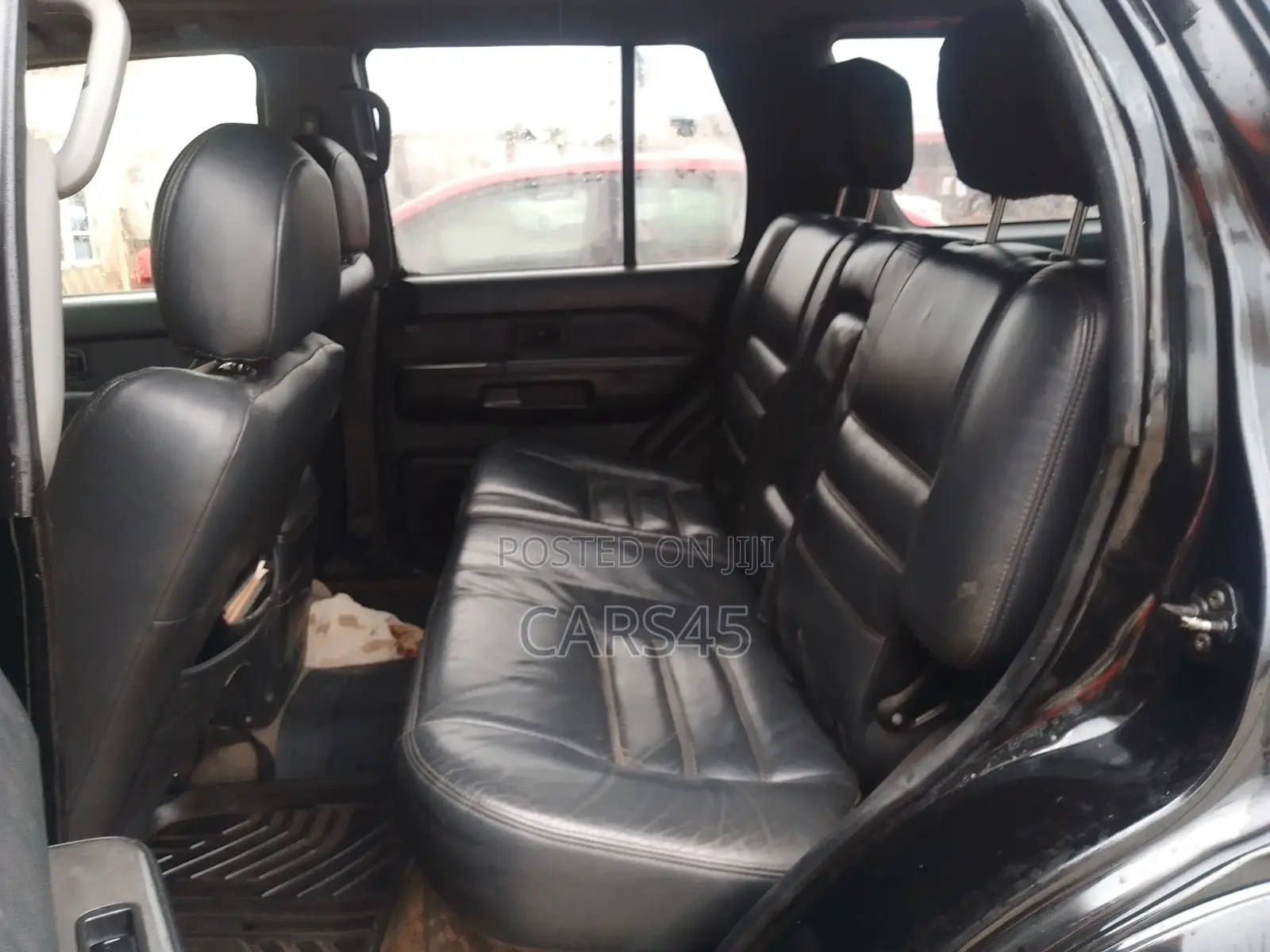 Nissan Pathfinder 2003 Black