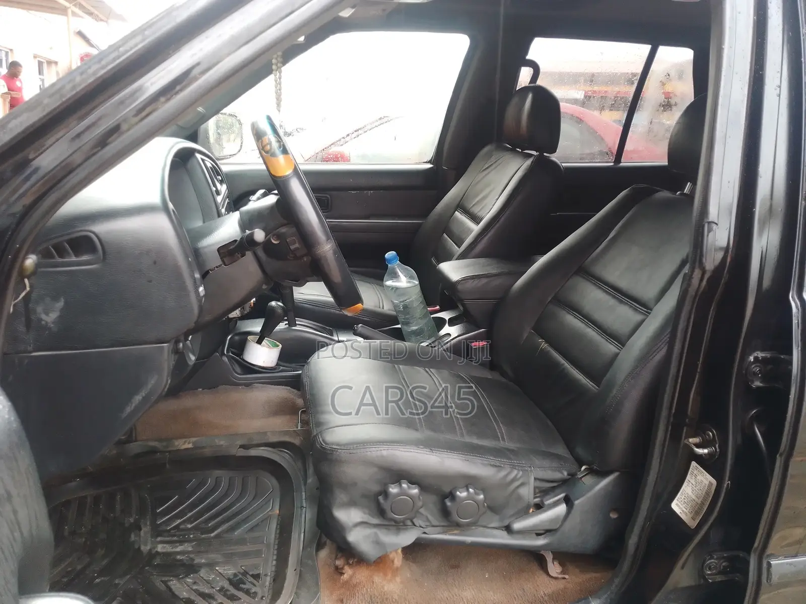 Nissan Pathfinder 2003 Black