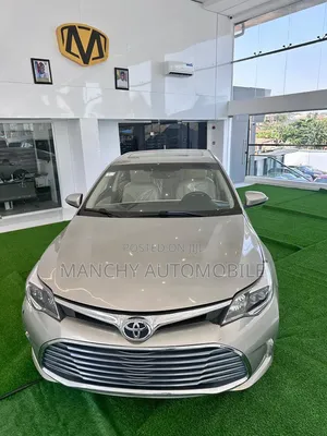 Toyota Avalon XLE Premium 4dr Sedan (3.5L 6cyl 6A) 2014 Gold