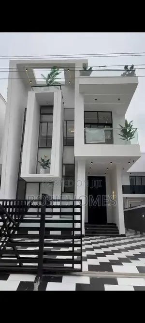 5bdrm Duplex in Garden Estate, Chevron for sale