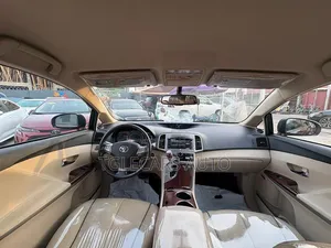 Toyota Venza 2012 Brown