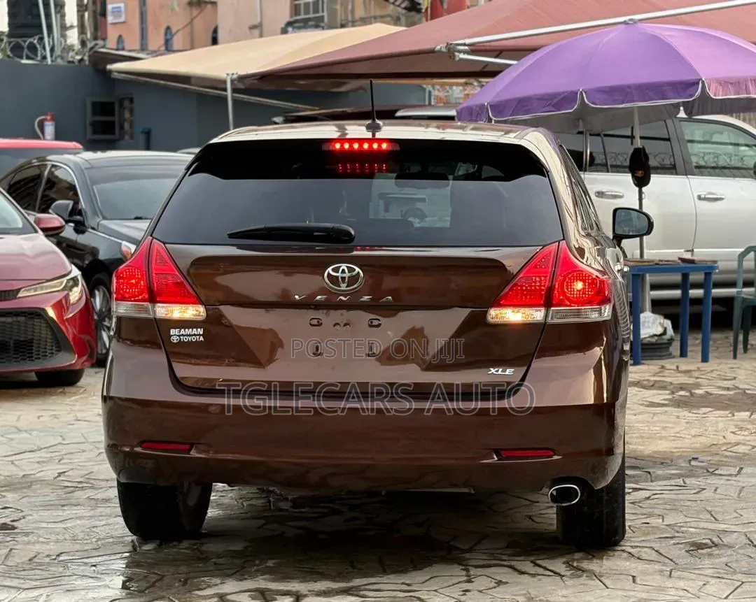 Toyota Venza 2012 Brown