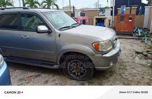 Toyota Sequoia Limited 4dr SUV (4.7L 8cyl 4A) 2004 Silver