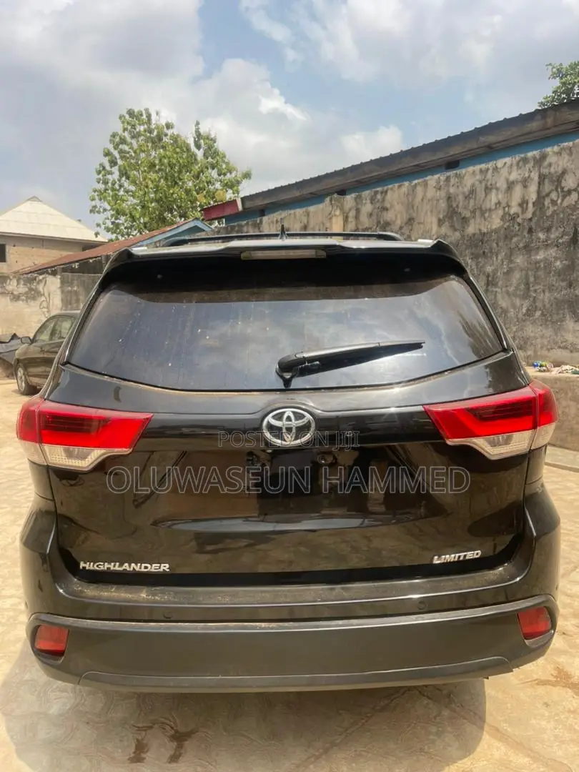 Toyota Highlander 2017 Black