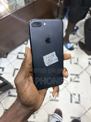 Apple iPhone 7 Plus 32 GB Black