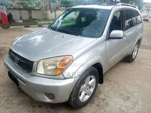 Toyota RAV4 2004 Silver