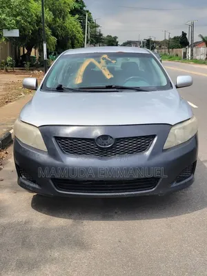 Toyota Corolla 2010 Silver
