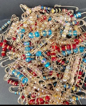 Luxury Safety Pin for Muslimah