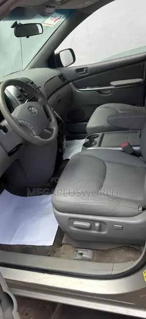 Toyota Sienna LE FWD 2006 Silver