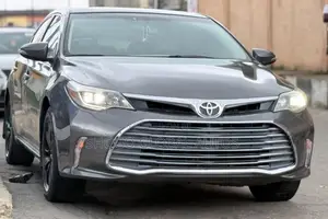 Toyota Avalon Limited Sedan FWD (3.5L 6cyl 6A) 2013 Gray