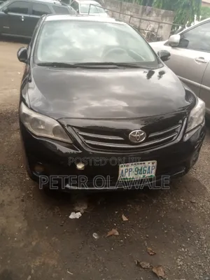 Toyota Corolla LE 4dr Sedan (1.8L 4cyl 4A) 2010 Black