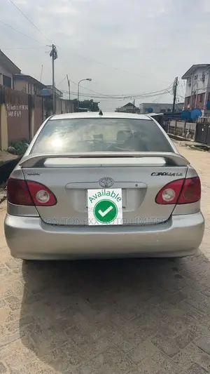 Toyota Corolla LE 2004 Silver