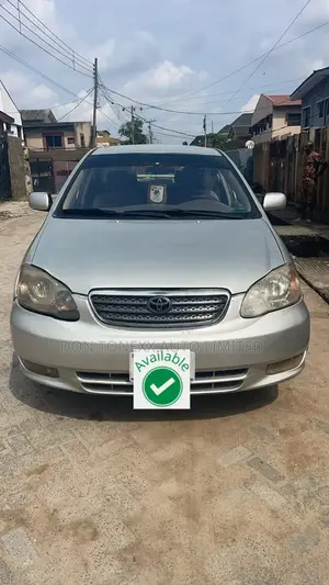 Toyota Corolla LE 2004 Silver