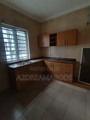 3bdrm Apartment in Opic, Isheri North for rent