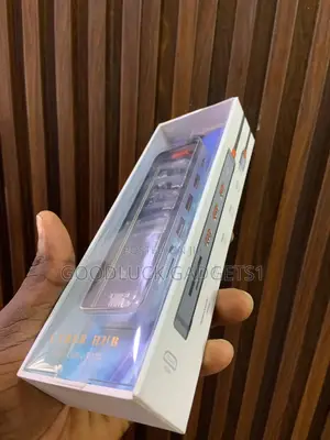 Wiwu 7 in 1 Usb-C and Usb Cyber Hub.