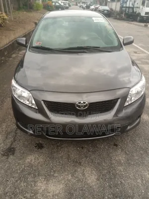 Toyota Corolla LE 4dr Sedan (1.8L 4cyl 4A) 2010 Gray