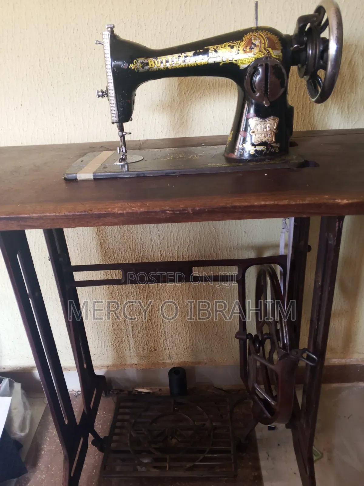 Manual Sewing Machine