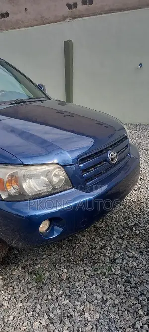 Toyota Highlander 2005 Blue