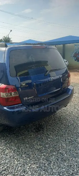 Toyota Highlander 2005 Blue