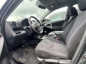 Toyota RAV4 2.5 2010 Gray