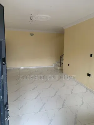 4bdrm Duplex in Ogba GRA for rent
