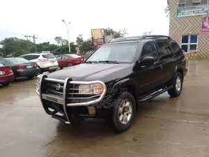 Nissan Pathfinder 2003 Black