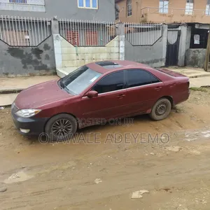 Toyota Camry SE 4dr Sedan (2.4L 4cyl 5A) 2006 Red