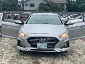 Hyundai Sonata SE 2017 Gray