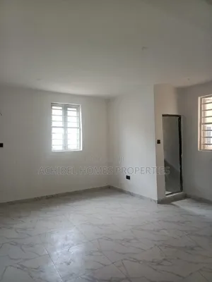 2bdrm Apartment in Near Royal Pine, Lekki Phase 2 for rent