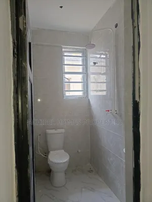 2bdrm Apartment in Near Royal Pine, Lekki Phase 2 for rent