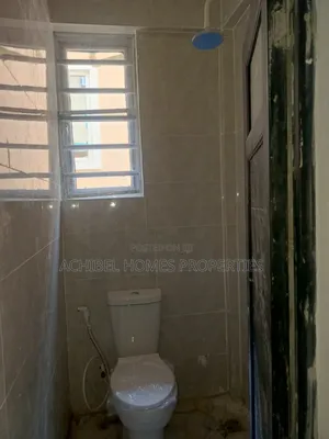 2bdrm Apartment in Near Royal Pine, Lekki Phase 2 for rent