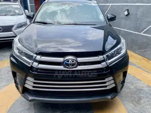 Toyota Highlander Limited 2019 Black