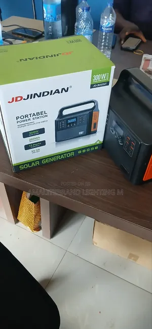 300w Solar Generator