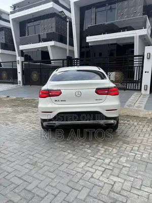 Mercedes-Benz GLC-Class 2017 White