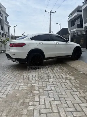 Mercedes-Benz GLC-Class 2017 White