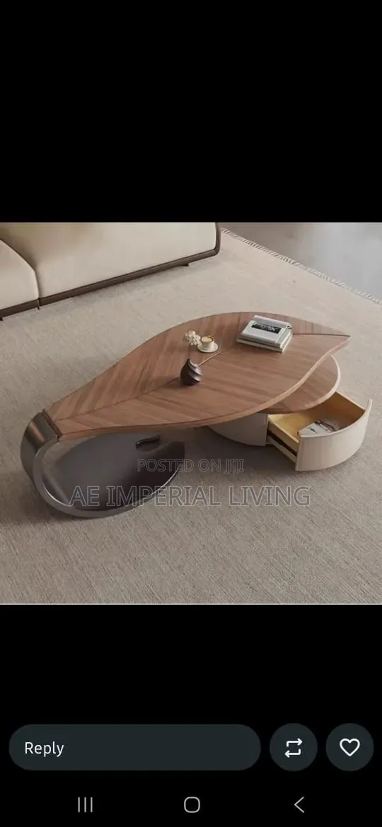 Luxury Leaf-Shaped Center Table