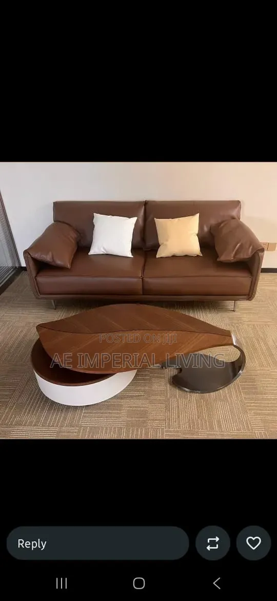 Luxury Leaf-Shaped Center Table