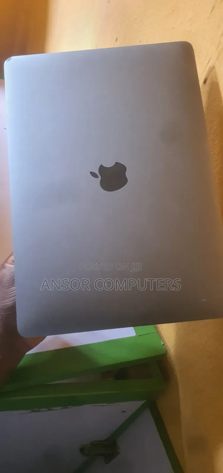 Laptop Apple MacBook Pro 2017 16GB Intel Core i5 SSD 512GB